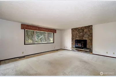 402 NW 69th Street, Vancouver, WA 98665 - Photo 5