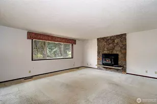 402 NW 69th St, Vancouver, WA 98665 - Photo 5