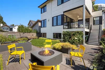 3215 39th Avenue W, Seattle, WA 98199 - Photo 23