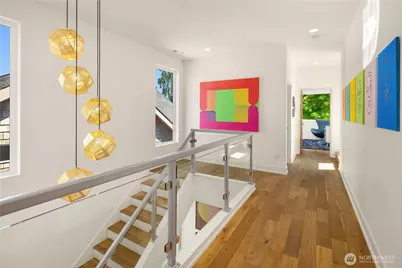 3215 39th Avenue W, Seattle, WA 98199 - Photo 29