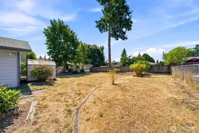 1111 Pierce Avenue NE, Renton, WA 98056 - Photo 27