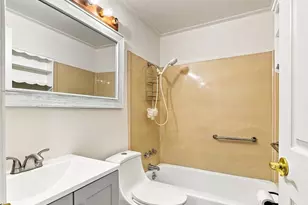 1111 Pierce Ave NE, Renton, WA 98056 - Photo 23