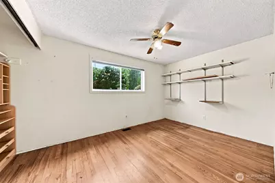 1111 Pierce Avenue NE, Renton, WA 98056 - Photo 15