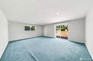 1111 Pierce Ave NE, Renton, WA 98056 - Photo 9