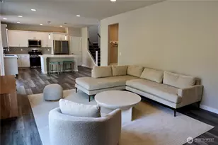 2209 SW Putnam Dr, Oak Harbor, WA 98277 - Photo 3