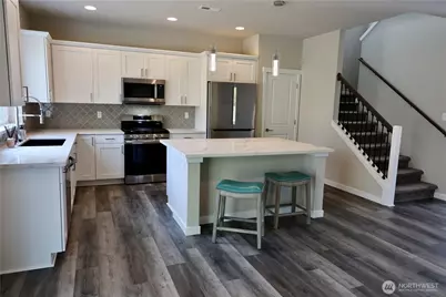 2209 SW Putnam Drive, Oak Harbor, WA 98277 - Photo 7
