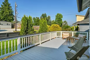 305 NW 7th St, Renton, WA 98057 - Photo 3