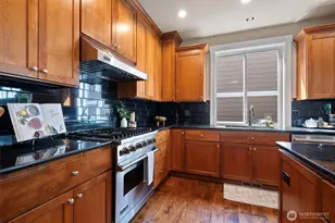 6516 86th Ave W, University Place, WA 98467 - Photo 3