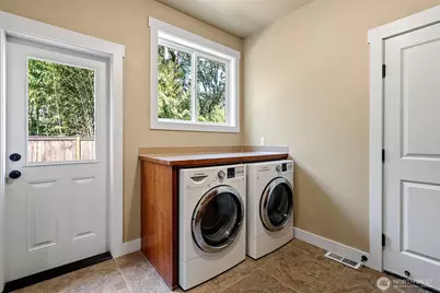 6516 86th Avenue W, University Place, WA 98467 - Photo 11