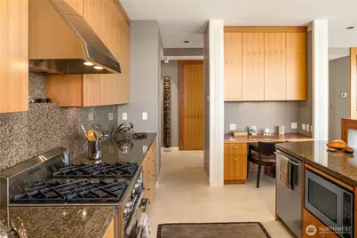 2929 1st Avenue #PH5, Seattle, WA 98121 - Photo 19