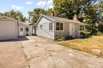 9201 36 Avenue S, Seattle, WA 98118 - Photo 19