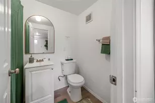 9201 36th Ave S, Seattle, WA 98118 - Photo 25