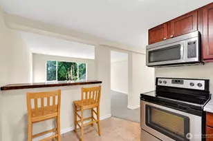 701 S Kenyon St, Seattle, WA 98108 - Photo 5