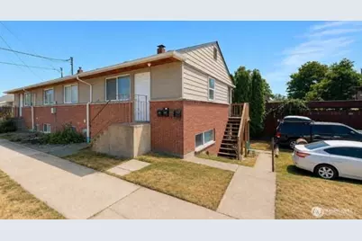 701 S Kenyon St, Seattle, WA 98108 - Photo 11