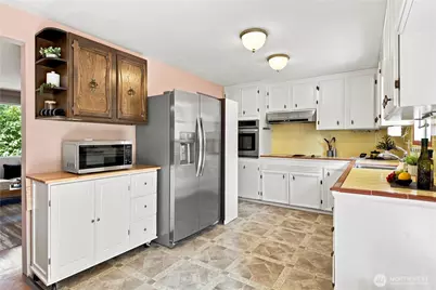 10634 32nd Avenue SW, Seattle, WA 98146 - Photo 13