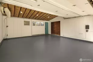 3844 Surber Dr NE, Seattle, WA 98105 - Photo 37