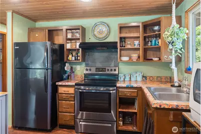 550 E Lakeshore Drive W, Shelton, WA 98584 - Photo 13