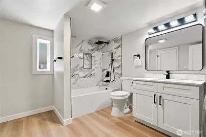 14022 Roslyn Place N, Seattle, WA 98133 - Photo 17