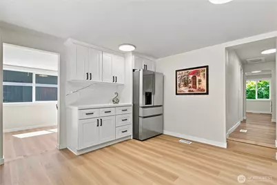 14022 Roslyn Place N, Seattle, WA 98133 - Photo 13