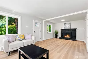 14022 Roslyn Pl N, Seattle, WA 98133 - Photo 5