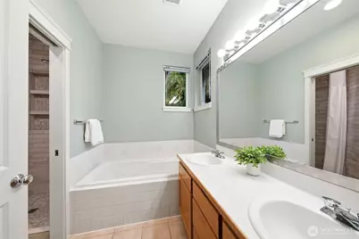 15637 NE 92nd Way #B2101, Redmond, WA 98052 - Photo 21