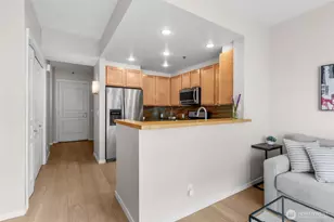 2801 1st Ave, Seattle, WA 98121 - Photo 11