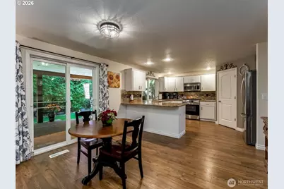 14700 NW 9th Place, Vancouver, WA 98685 - Photo 11