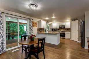 14700 NW 9th Pl, Vancouver, WA 98685 - Photo 11