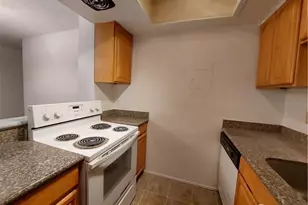 14665 NE 34th St, Bellevue, WA 98007 - Photo 3