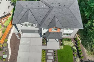 10930 NE 120th St, Kirkland, WA 98034 - Photo 3