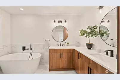 10930 NE 120th Street, Kirkland, WA 98034 - Photo 21