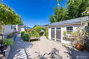 2019 29th Pl, Anacortes, WA 98221 - Photo 35