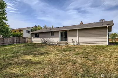 6410 58th Street NE, Marysville, WA 98270 - Photo 27