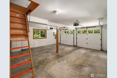 14744 Sivertson Road NE, Bainbridge Island, WA 98110 - Photo 33