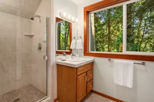 14744 Sivertson Rd NE, Bainbridge Island, WA 98110 - Photo 29