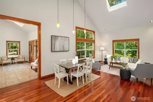 14744 Sivertson Rd NE, Bainbridge Island, WA 98110 - Photo 5