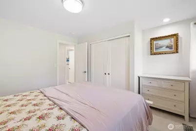6 168th Avenue NE, Bellevue, WA 98008 - Photo 17