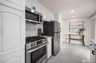 661 Birch St, Edmonds, WA 98020 - Photo 13