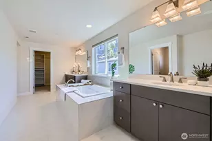 19524 81st Pl NE, Kenmore, WA 98028 - Photo 21