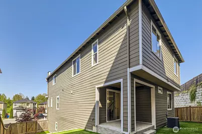 19524 81st Place NE, Kenmore, WA 98028 - Photo 37
