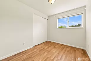 15425 SE 11th St, Bellevue, WA 98007 - Photo 15
