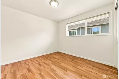 15425 SE 11th Street, Bellevue, WA 98007 - Photo 13