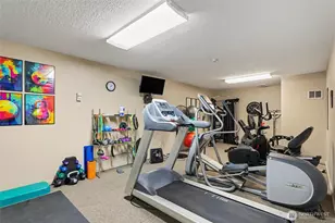 401 100th Ave NE, Bellevue, WA 98004 - Photo 27
