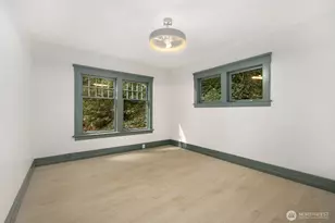 2109 Aurora Ave N, Seattle, WA 98109 - Photo 15