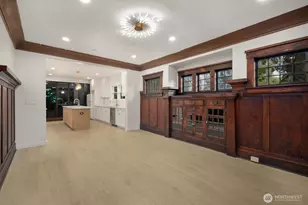 2109 Aurora Ave N, Seattle, WA 98109 - Photo 7