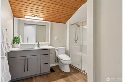 10030 37th Avenue SW, Seattle, WA 98146 - Photo 23