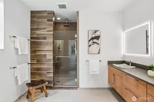 10030 37th Ave SW, Seattle, WA 98146 - Photo 19