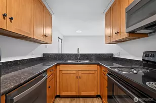 2508 S 317th St, Federal Way, WA 98003 - Photo 9