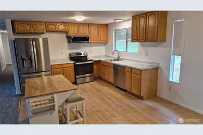 7619 Illahee Road NE, Bremerton, WA 98311 - Photo 9