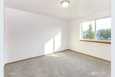 413 Kensington Avenue NW, Orting, WA 98360 - Photo 21